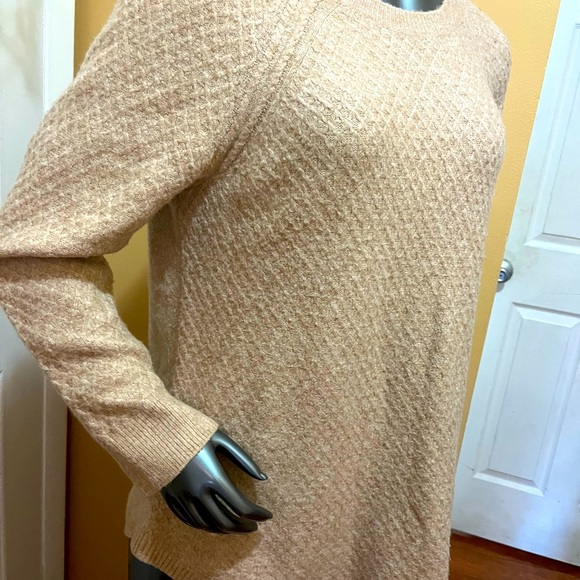 Loft sweater - Picture 2 of 3